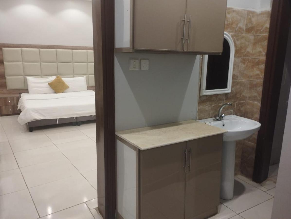Diamond Suites For Furnished Apartments Medina ภายนอก รูปภาพ
